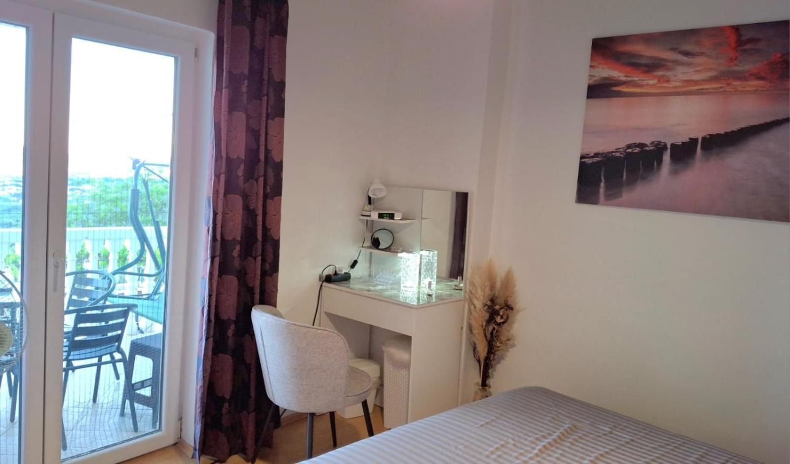 Apartment Natali Kaštel Stari エクステリア 写真