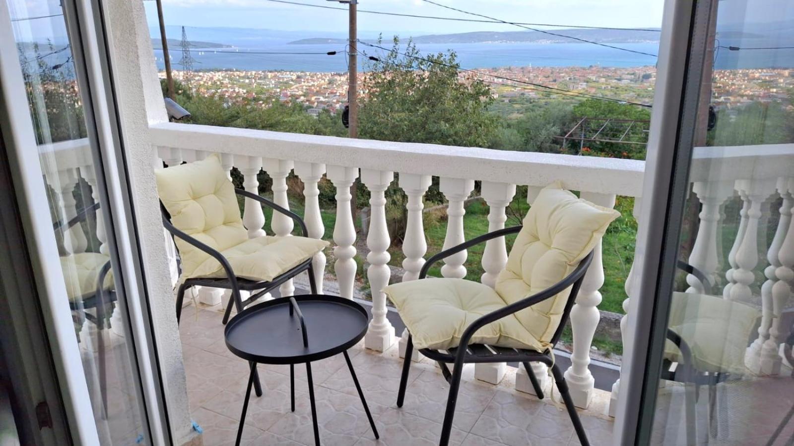 Apartment Natali Kaštel Stari エクステリア 写真
